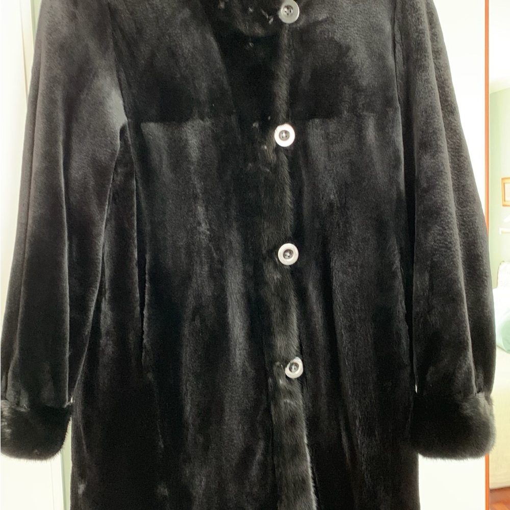 Elegant Black Sheared Mink Reversible to Rain Taffeta Coat